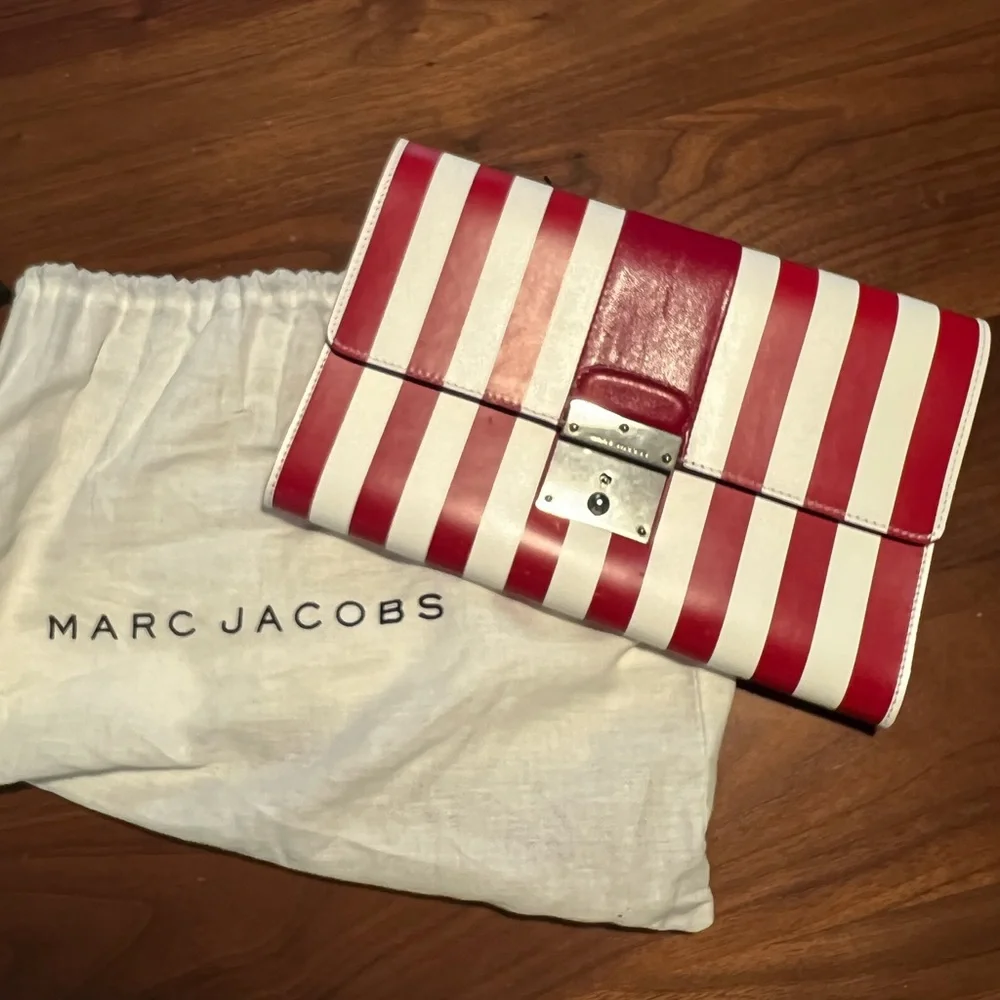 Marc Jacobs clutch - Picture 2 of 11